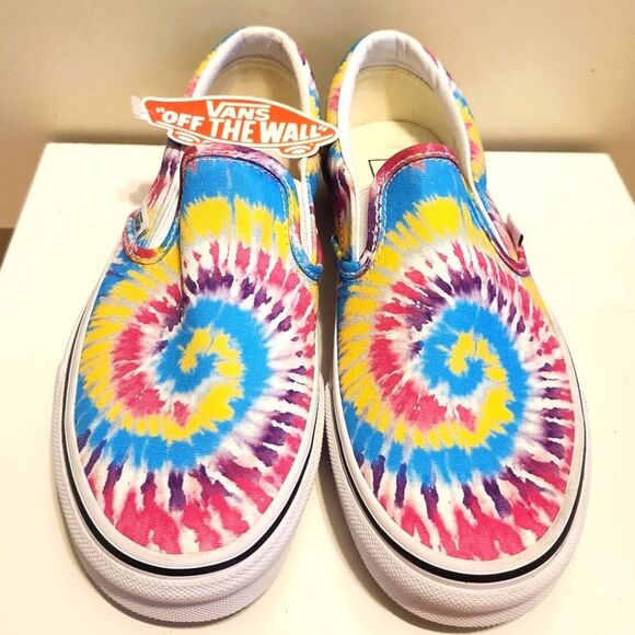 NWT VANS "Asher" Rainbow Tie Dye  Canvas Slip-On Skate Sneakers Wmns Sz.6.5 $135 - Picture 1 of 7